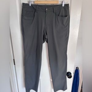 Men's ABC Classic-Fit 5 Pocket Pant - grey - size 34 x32 - great condition
